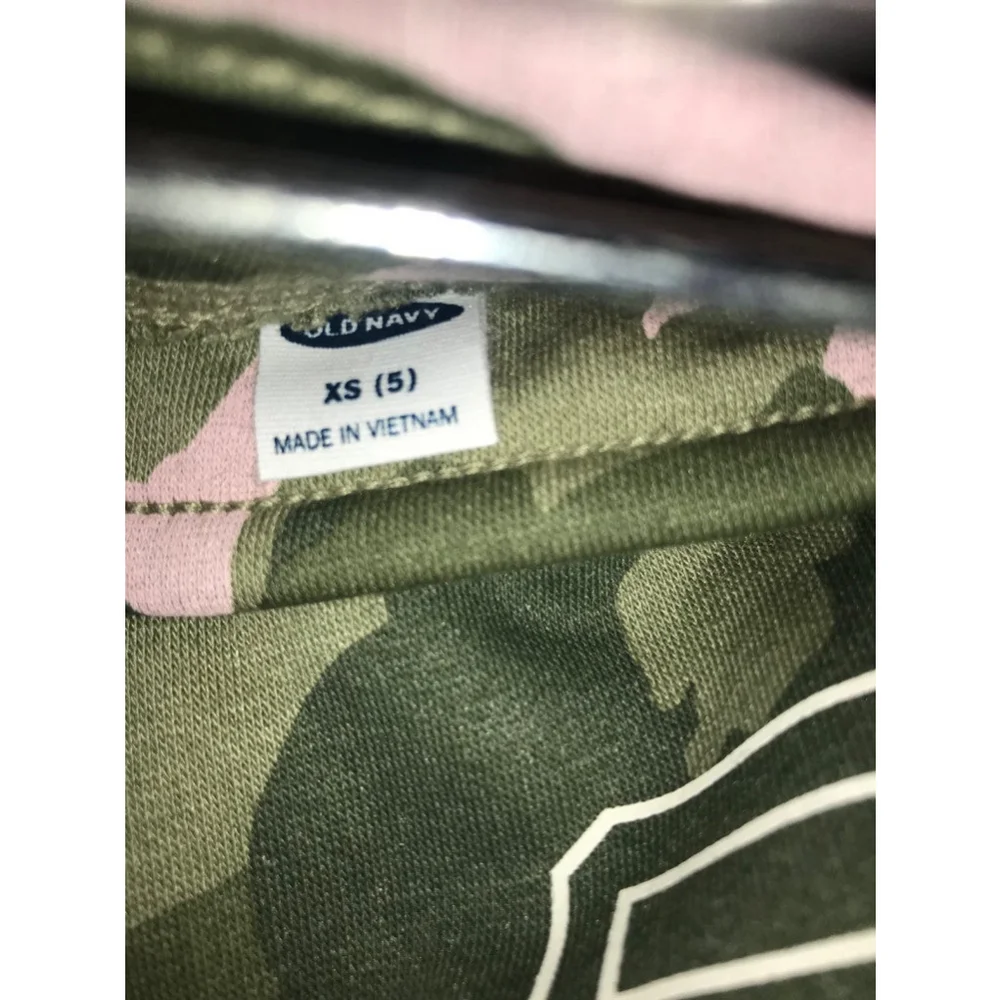 Old Navy Girl’s Camo Sweatpants Size 5